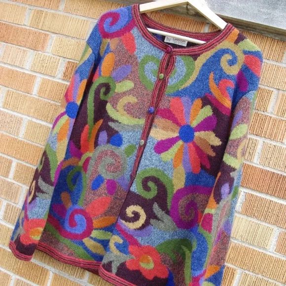Vintage Alpaca Intarsia Cardigan Floral Sweater - Picture 2 of 5